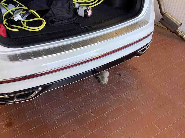 Volkswagen tiguan 1.4 tsi ehybrid r-line 2x 245pk automaat 2022 - afbeelding 4 van  19