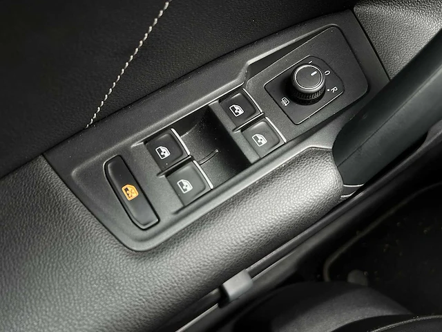 Volkswagen tiguan 1.4 tsi ehybrid r-line business+ | p-772-nx - afbeelding 26 van  35