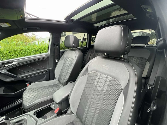 Volkswagen tiguan 1.4 tsi ehybrid r-line business+ | p-772-nx - afbeelding 32 van  35