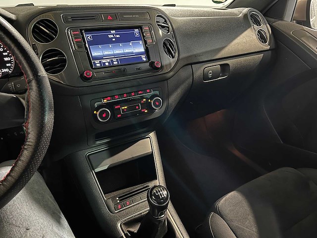 Volkswagen tiguan 1.4 tsi sport and style, g-845-jn - afbeelding 3 van  13