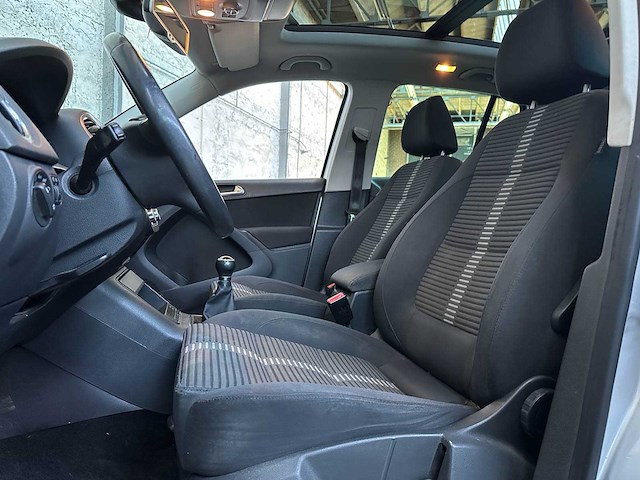 Volkswagen tiguan 1.4 tsi sport&style 150pk 2010, 85-nhx-7 - afbeelding 24 van  46