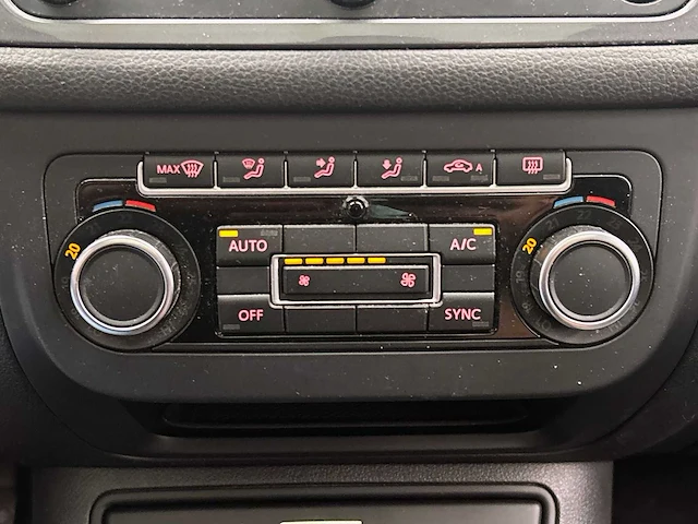 Volkswagen tiguan 1.4 tsi sport&style 2014 | 3-xds-02 - afbeelding 11 van  48