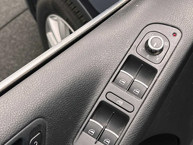Volkswagen tiguan 1.4 tsi sport&style 2014 | 3-xds-02 - afbeelding 18 van  48