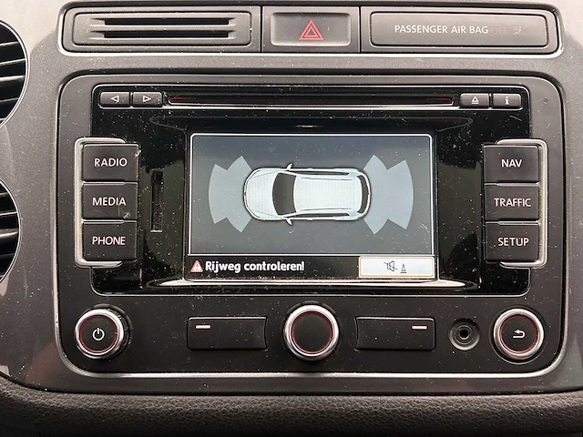 Volkswagen tiguan 1.4 tsi sport&style 2014 | 3-xds-02 - afbeelding 26 van  48