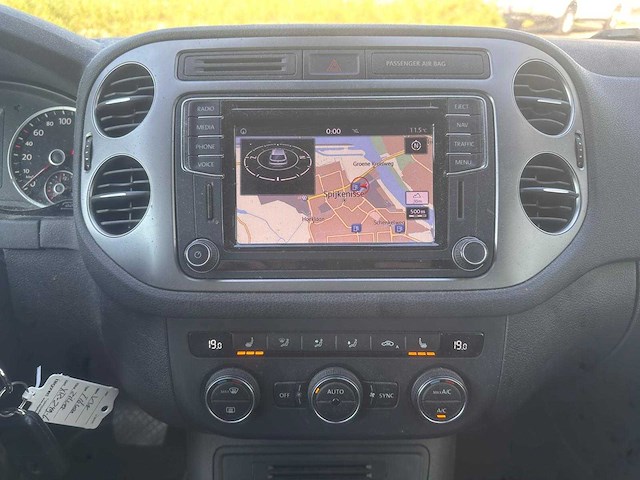 Volkswagen tiguan 1.4 tsi sport&style automaat; xr-249-g - afbeelding 5 van  17