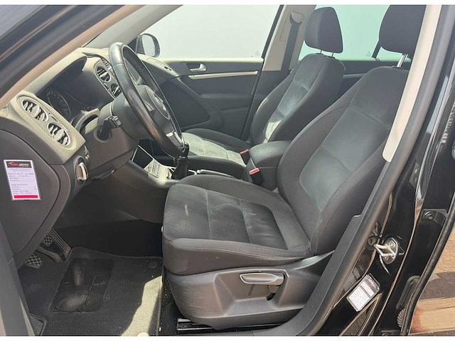 Volkswagen tiguan 1.4 tsi sport&style | sn-926-g i - afbeelding 12 van  17