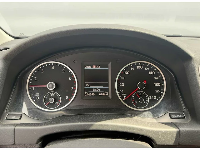 Volkswagen tiguan 1.4 tsi sport&style | sn-926-g i - afbeelding 15 van  17