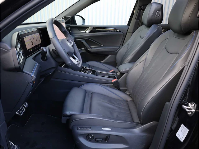 Volkswagen tiguan 1.5 ehybrid r-line phev 272pk automaat 2025 garantie 2030 hybride benzine - afbeelding 6 van  65