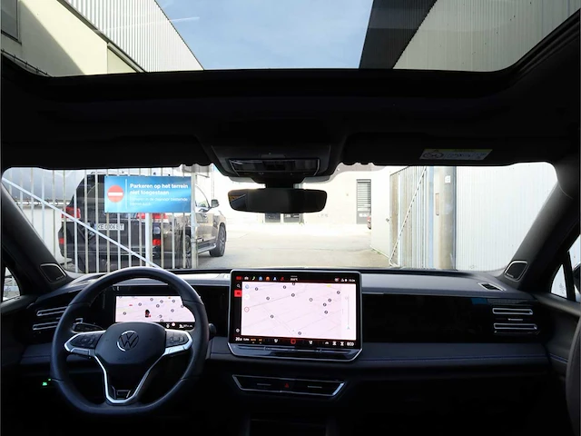 Volkswagen tiguan 1.5 ehybrid r-line phev 272pk automaat 2025 garantie 2030 hybride benzine - afbeelding 9 van  65