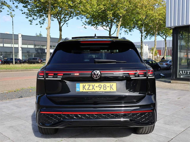 Volkswagen tiguan 1.5 ehybrid r-line phev 272pk automaat 2025 garantie 2030 hybride benzine - afbeelding 33 van  65