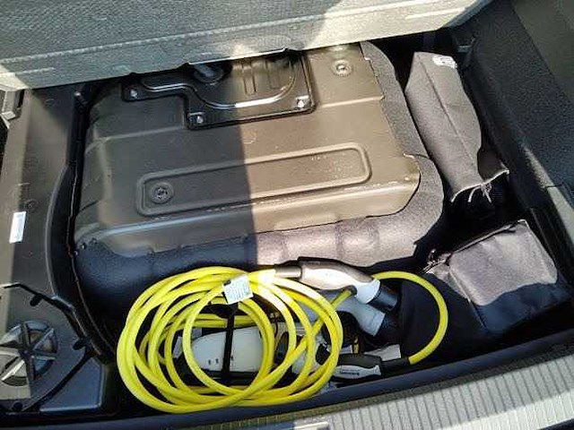 Volkswagen tiguan 1.5 ehybrid r-line phev 272pk automaat 2025 garantie 2030 - afbeelding 8 van  39
