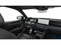 Volkswagen tiguan 1.5 ehybrid r-line phev 272pk automaat 2025 garantie 2030 - afbeelding 4 van  39