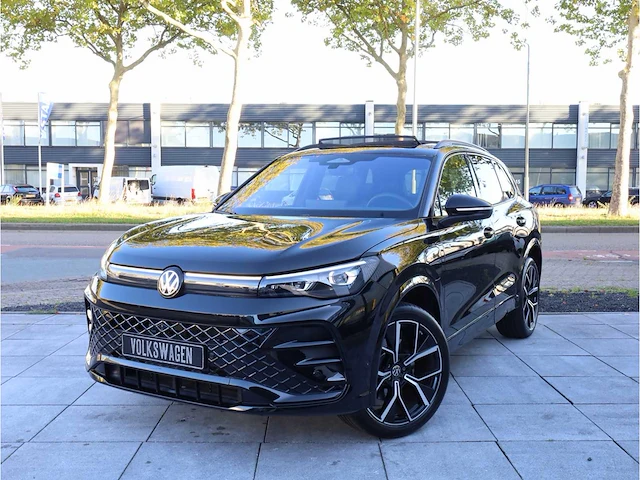 Volkswagen tiguan 1.5 ehybrid r-line phev 272pk automaat 2026 hybride benzine garantie 2031 - afbeelding 1 van  34