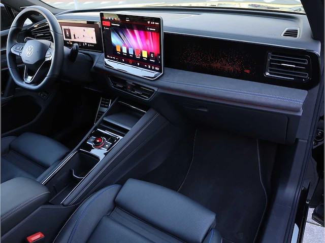 Volkswagen tiguan 1.5 ehybrid r-line phev 272pk automaat 2026 hybride benzine garantie 2031 - afbeelding 10 van  81