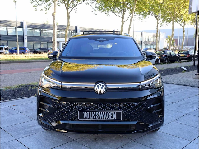 Volkswagen tiguan 1.5 ehybrid r-line phev 272pk automaat 2026 hybride benzine garantie 2031 - afbeelding 2 van  46