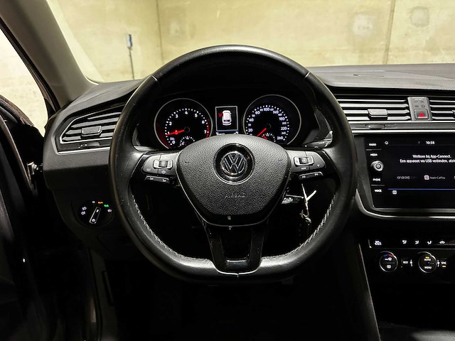 Volkswagen tiguan 1.5 tsi comfortline business 131pk 2019 (origineel-nl + 1e eigenaar), g-706-kf - afbeelding 9 van  39