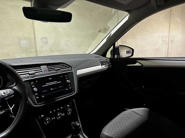 Volkswagen tiguan 1.5 tsi comfortline business 131pk 2019 (origineel-nl + 1e eigenaar), g-706-kf - afbeelding 10 van  39