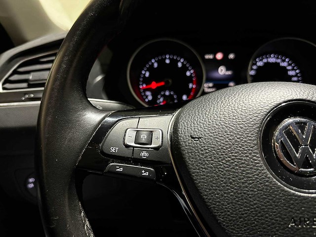 Volkswagen tiguan 1.5 tsi comfortline business 131pk 2019 (origineel-nl + 1e eigenaar), g-706-kf - afbeelding 13 van  39