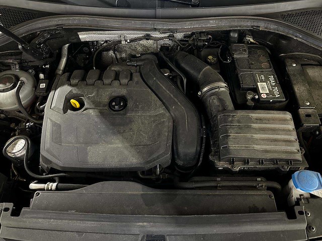 Volkswagen tiguan 1.5 tsi comfortline business 131pk 2019 (origineel-nl + 1e eigenaar), g-706-kf - afbeelding 32 van  39