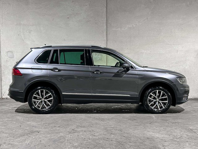 Volkswagen tiguan 1.5 tsi comfortline business 131pk 2019 (origineel-nl + 1e eigenaar), g-706-kf - afbeelding 38 van  39