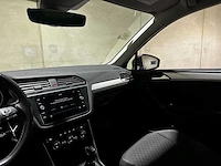 Volkswagen tiguan 1.5 tsi comfortline business 131pk 2019 (origineel-nl + 1e eigenaar), g-706-kf - afbeelding 11 van  40
