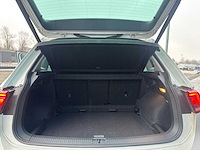 Volkswagen tiguan 1.5 tsi comfortline | g-556-hg - afbeelding 4 van  26