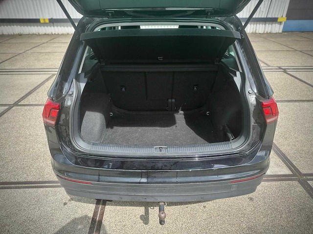 Volkswagen tiguan 1.5 tsi highl. bus r ; j-861-bj - afbeelding 8 van  17