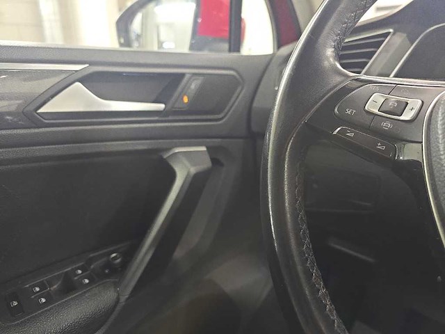Volkswagen tiguan 2.0 tdi 4m. highline tx-314-p - afbeelding 2 van  19