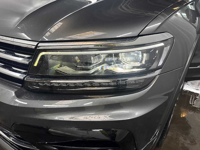 Volkswagen tiguan 2.0 tdi highline business r; xr-544-x - afbeelding 3 van  3
