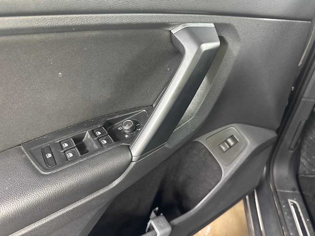 Volkswagen tiguan 2.0 tdi highline business r; xr-544-x - afbeelding 12 van  22