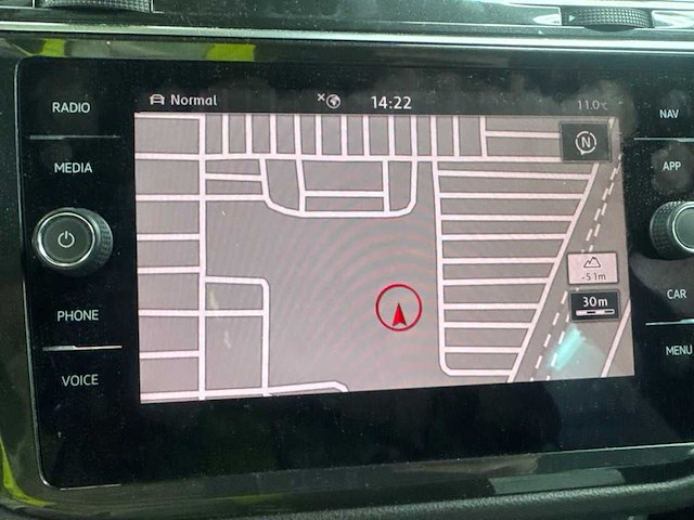 Volkswagen tiguan 2.0 tdi highline business r; xr-544-x - afbeelding 17 van  22