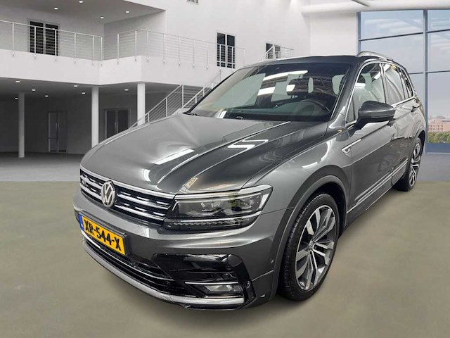 Volkswagen tiguan 2.0 tdi highline business r; xr-544-x - afbeelding 1 van  22