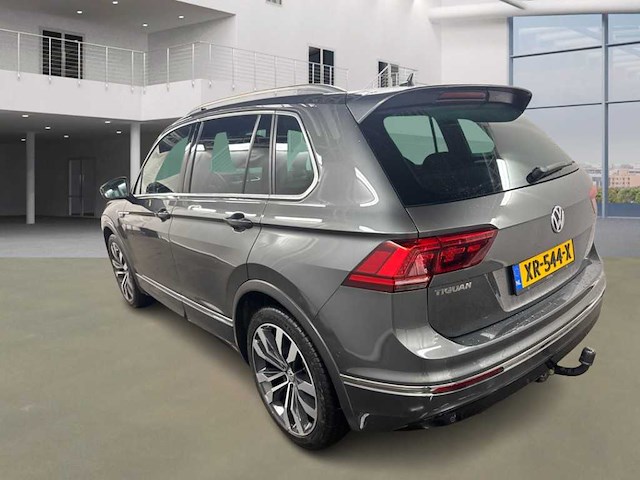 Volkswagen tiguan 2.0 tdi highline business r; xr-544-x - afbeelding 4 van  22