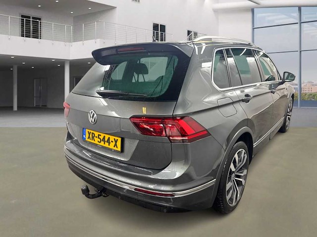 Volkswagen tiguan 2.0 tdi highline business r; xr-544-x - afbeelding 12 van  22
