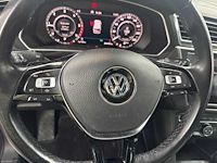 Volkswagen tiguan 2.0 tdi highline business r; xr-544-x - afbeelding 6 van  21