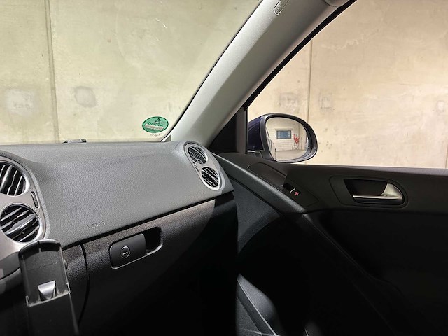 Volkswagen tiguan 2.0 tdi sport&&style 4motion 140pk 2011 (origineel-nl), 74-pnh-9 - afbeelding 16 van  30