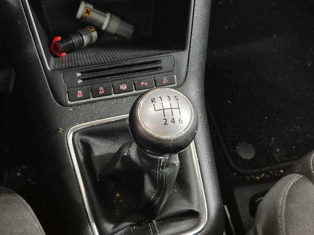 Volkswagen tiguan 2.0 tdi sport&style, 6-stt-42 - afbeelding 3 van  10