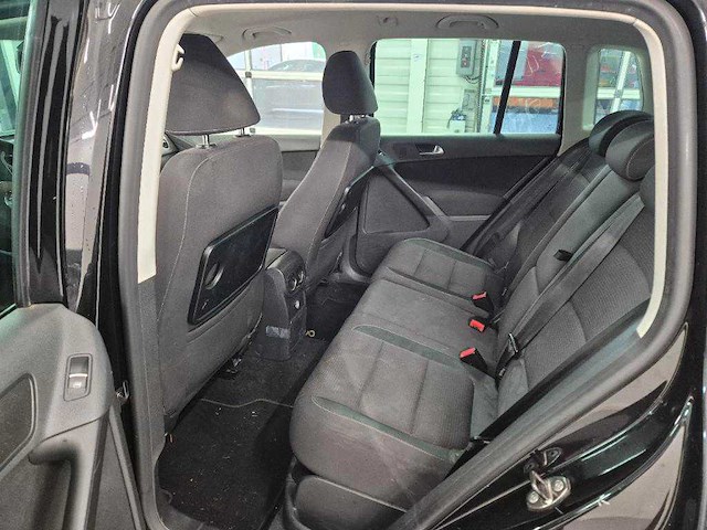 Volkswagen tiguan 2.0 tdi sport&style, 6-stt-42 - afbeelding 4 van  10