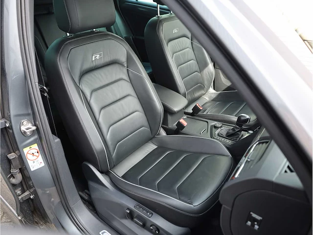 Volkswagen tiguan 2.0 tsi 4motion 2x r-line automaat 2018, l-740-rb - afbeelding 32 van  48