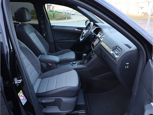 Volkswagen tiguan 2.0 tsi 4motion r-line 2x 230pk automaat 2020 - afbeelding 35 van  47