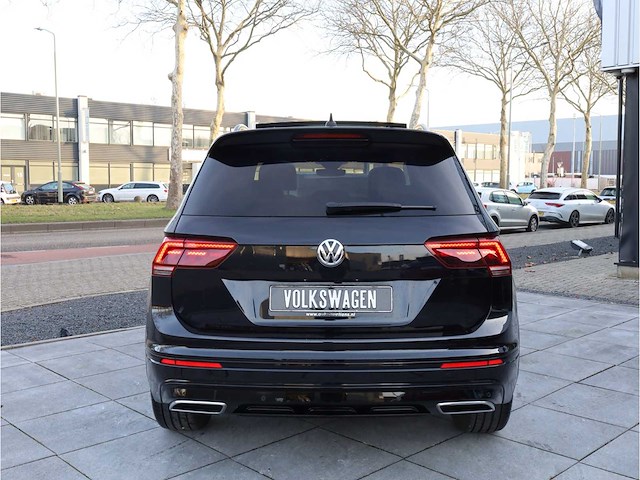 Volkswagen tiguan 2.0 tsi 4motion r-line 2x 230pk automaat 2020 - afbeelding 34 van  47