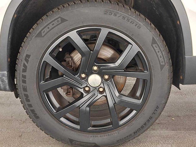 Volkswagen tiguan 2.0 tsi sport&st.4m * 40-jvg-7 - afbeelding 7 van  15