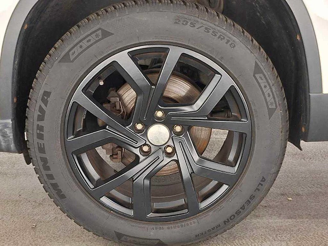 Volkswagen tiguan 2.0 tsi sport&st.4m * 40-jvg-7 - afbeelding 11 van  22