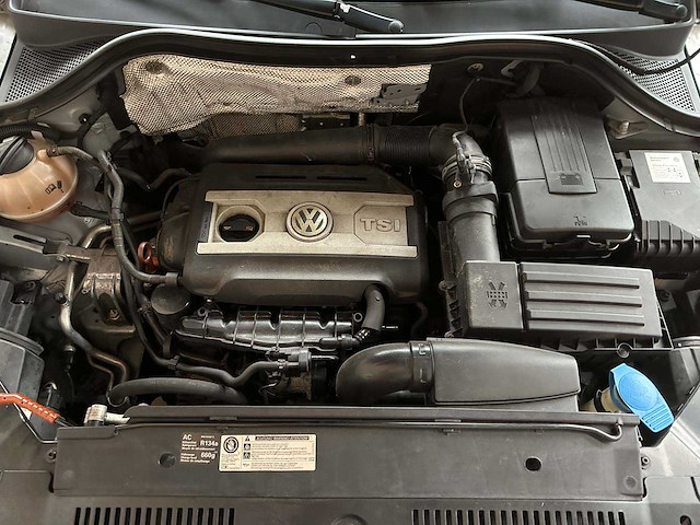 Volkswagen tiguan 2.0 tsi sport&style 4matic r-line 170pk 2010, 21-kjr-3 youngtimer - afbeelding 15 van  26
