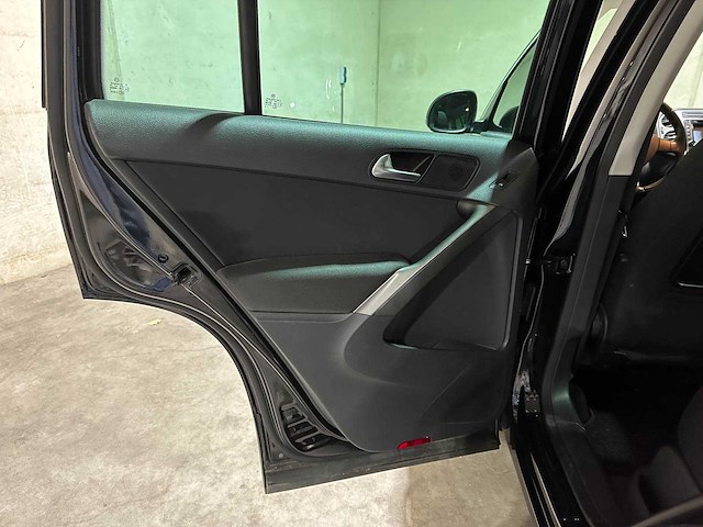 Volkswagen tiguan 2.0 tsi sport&style 4motion 170pk 2008, n-218-hh youngtimer - afbeelding 27 van  34