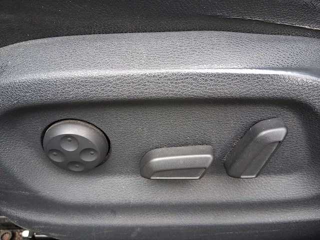 Volkswagen tiguan 2.0 tsi sport&style 4motion 2008 | 26-gvb-5 - afbeelding 1 van  29