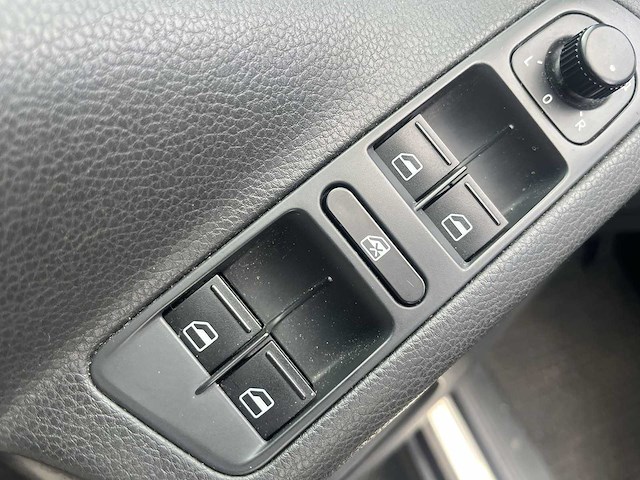 Volkswagen tiguan 2.0 tsi track&field 4motion 2009 | p-785-nh i - afbeelding 2 van  24