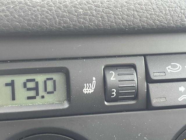 Volkswagen tiguan 2.0 tsi track&field 4motion 2009 | p-785-nh i - afbeelding 13 van  24