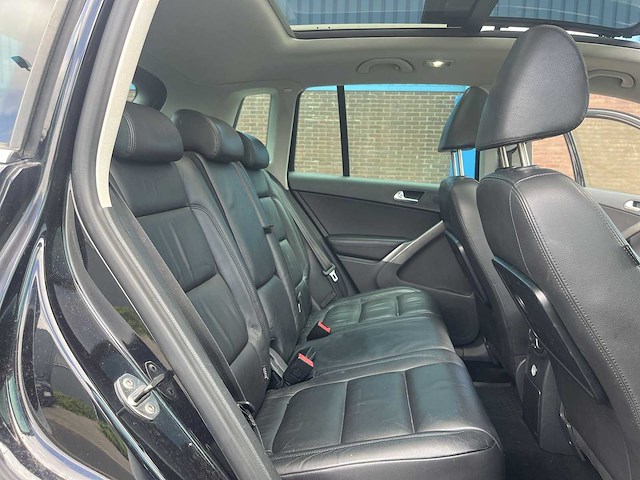 Volkswagen tiguan 2.0 tsi track&field 4motion 2009 | p-785-nh i - afbeelding 16 van  24