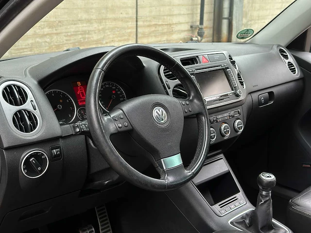 Volkswagen tiguan 2.0 tsi track&field 4motion 200pk 2008, l-775-lg - afbeelding 13 van  51